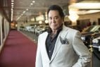 Las Vegas Legend Wayne Newton Compelled Once more to Cancel Some Flamingo Reveals